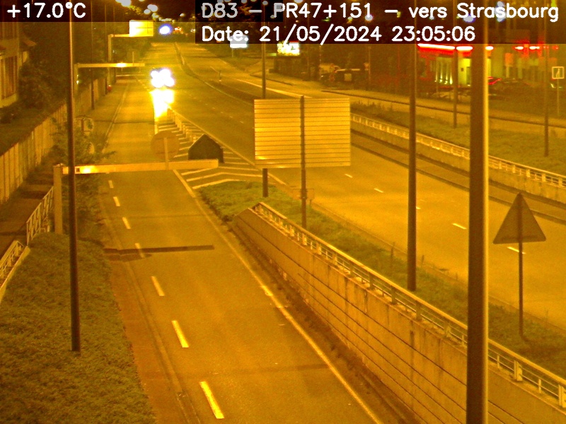 Webcam au niveau de l'aéroport de Colmar sur la D83 (menant à la N83). Vue orientée vers Strasbourg