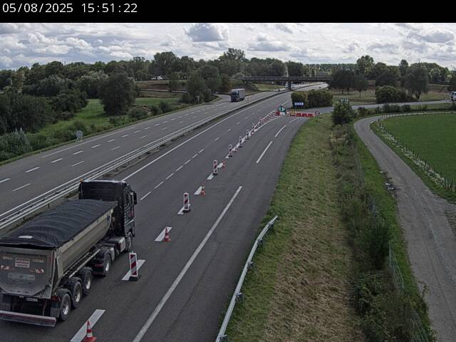 Webcam autoroute France - jonction A35 et D4 en venant de Karlsruhe ou Baden-Baden à Roppenheim, direction Strasbourg