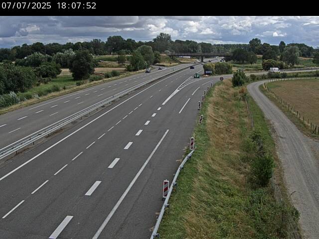 Webcam autoroute France - jonction A35 et D4 en venant de Karlsruhe ou Baden-Baden à Roppenheim, direction Strasbourg