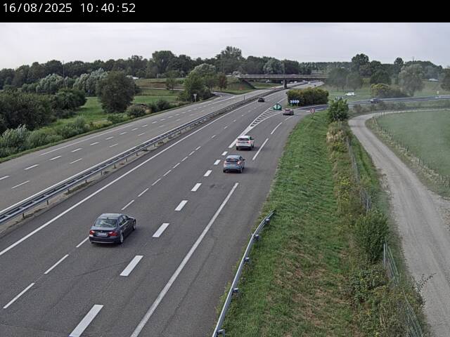 Webcam autoroute France - jonction A35 et D4 en venant de Karlsruhe ou Baden-Baden à Roppenheim, direction Strasbourg