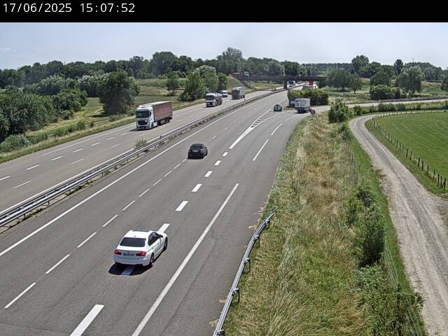 Webcam autoroute France - jonction A35 et D4 en venant de Karlsruhe ou Baden-Baden à Roppenheim, direction Strasbourg