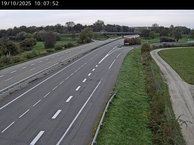 Webcam autoroute France - jonction A35 et D4 en venant de Karlsruhe ou Baden-Baden à Roppenheim, direction Strasbourg