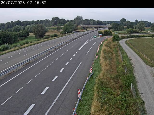 Webcam autoroute France - jonction A35 et D4 en venant de Karlsruhe ou Baden-Baden à Roppenheim, direction Strasbourg