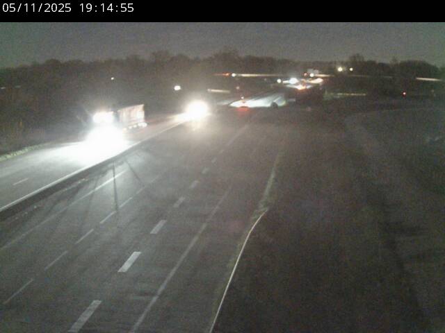 <h2>Webcam autoroute France - jonction A35 et D4 en venant de Karlsruhe ou Baden-Baden à Roppenheim, direction Strasbourg</h2>