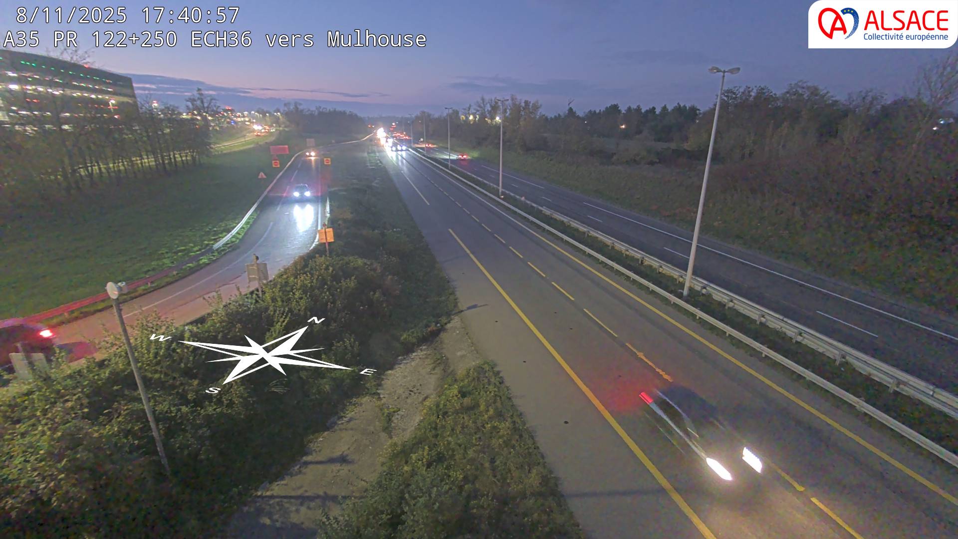 Caméra autoroute France - A35, Saint-Louis direction Suisse, à hauteur de l'EuroAirport Basel-Mulhouse-Freiburg