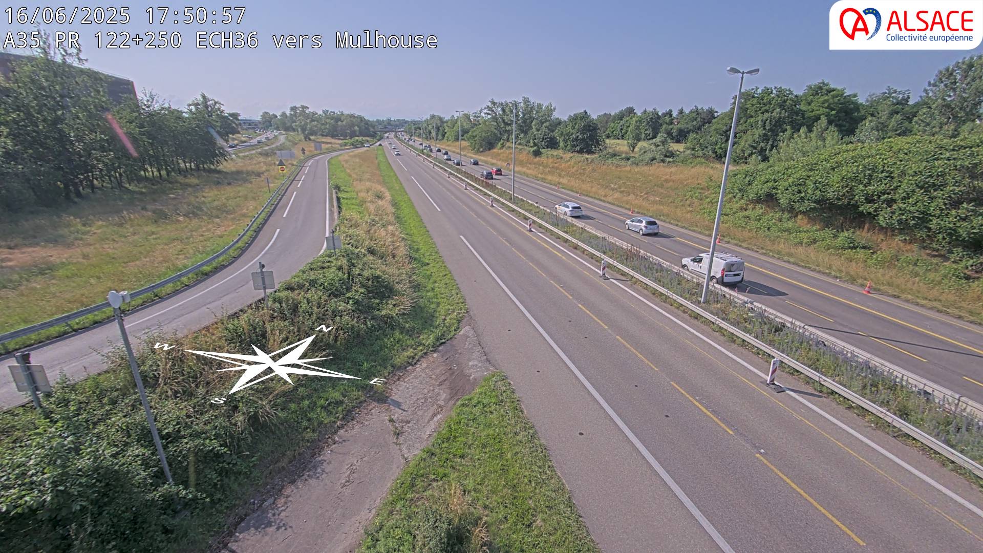 <h2>Caméra autoroute France - A35, Saint-Louis direction Suisse, à hauteur de l'EuroAirport Basel-Mulhouse-Freiburg</h2>