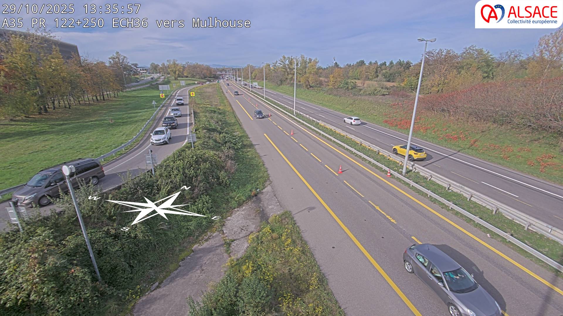 <h2>Caméra autoroute France - A35, Saint-Louis direction Suisse, à hauteur de l'EuroAirport Basel-Mulhouse-Freiburg</h2>