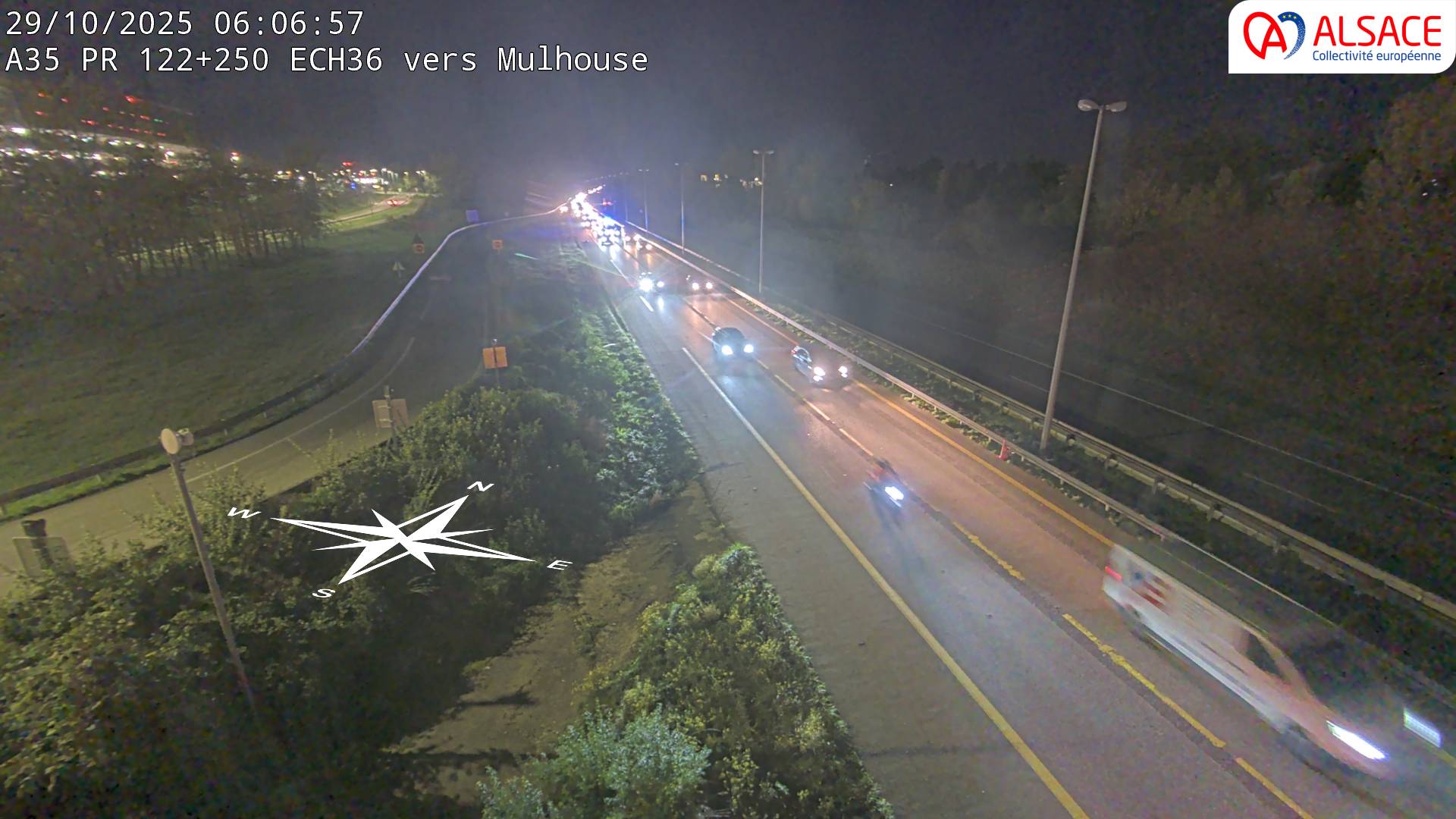<h2>Caméra autoroute France - A35, Saint-Louis direction Suisse, à hauteur de l'EuroAirport Basel-Mulhouse-Freiburg</h2>