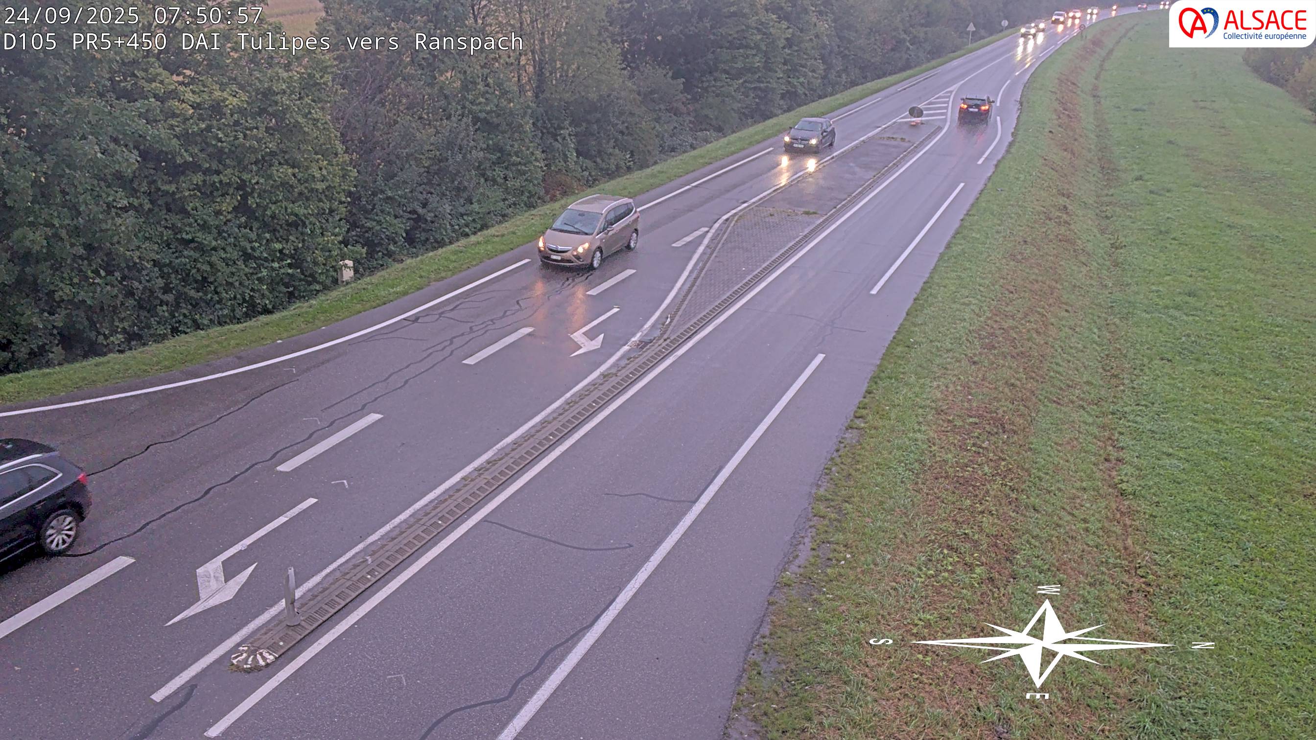 <h2>Caméra autoroute France - A35, Saint-Louis direction Mulhouse, à hauteur de la plate-forme</h2>