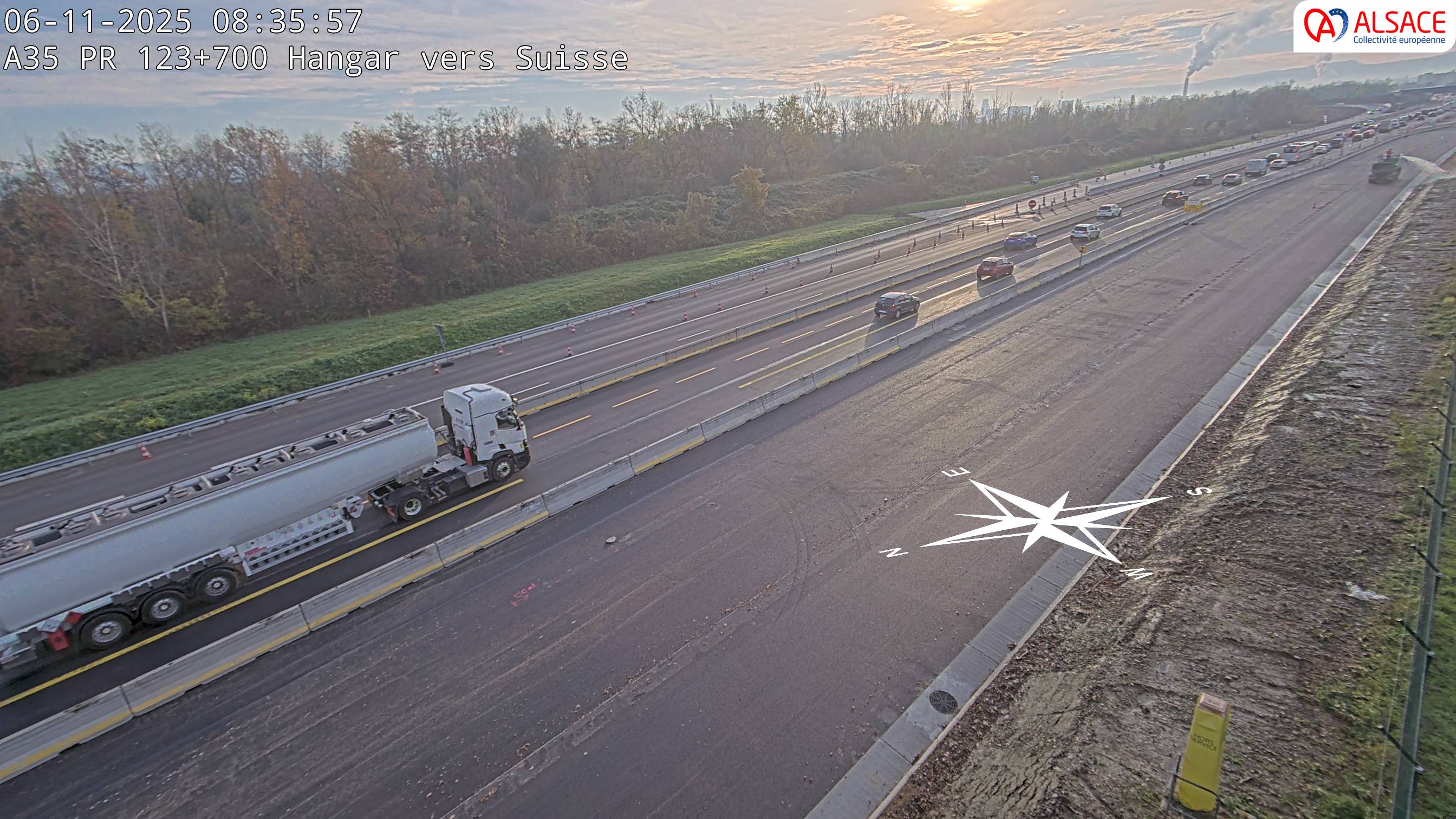 <h2>Caméra autoroute France - A35, Saint-Louis direction Mulhouse, à hauteur de la sortie 37</h2>