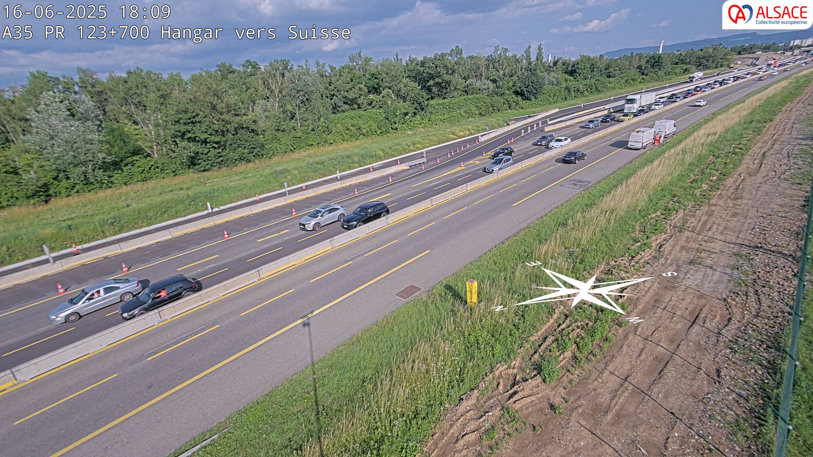 <h2>Caméra autoroute France - A35, Saint-Louis direction Mulhouse, à hauteur de la sortie 37</h2>