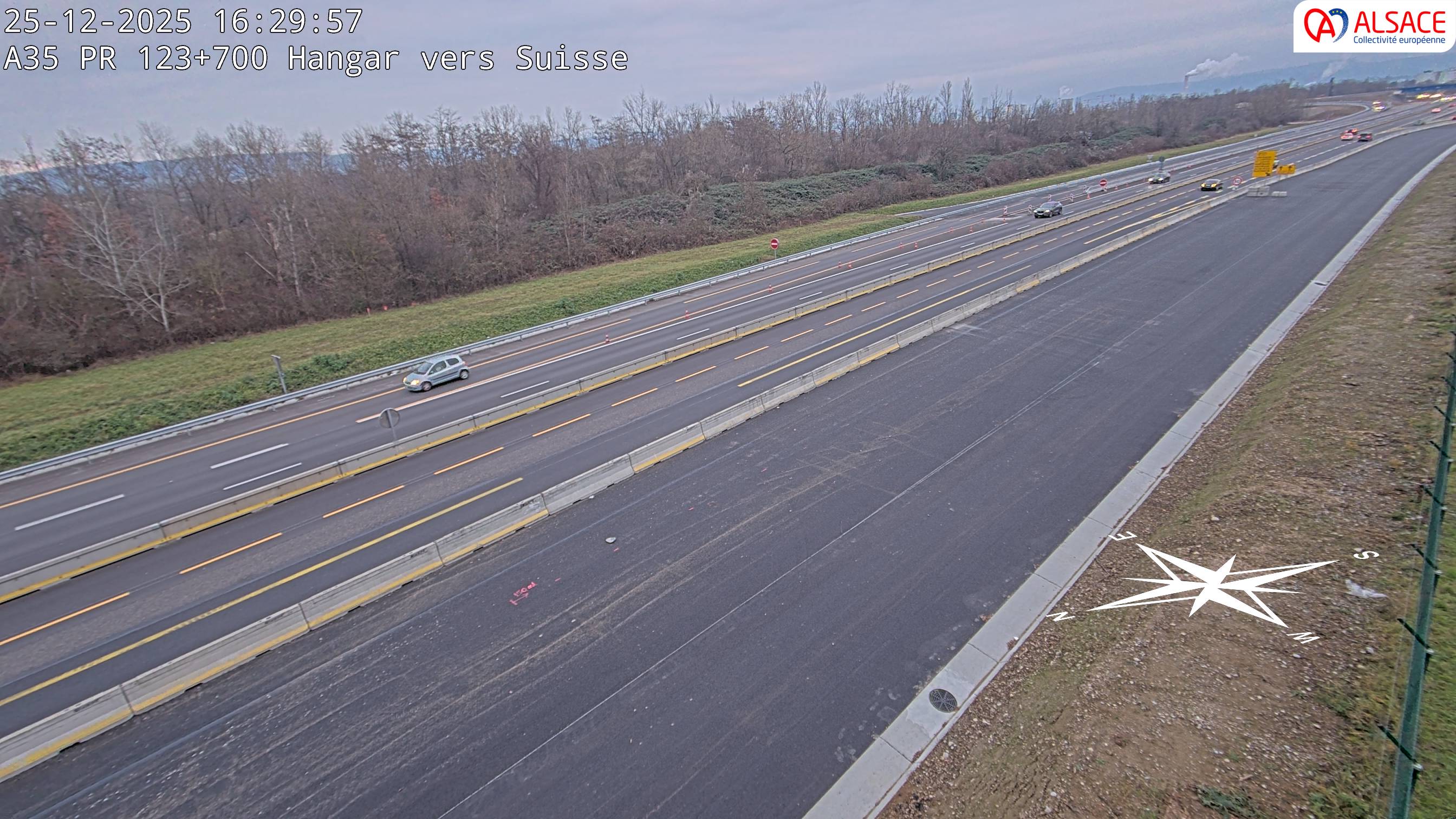 Caméra autoroute France - A35, Saint-Louis direction Mulhouse, à hauteur de la sortie 37