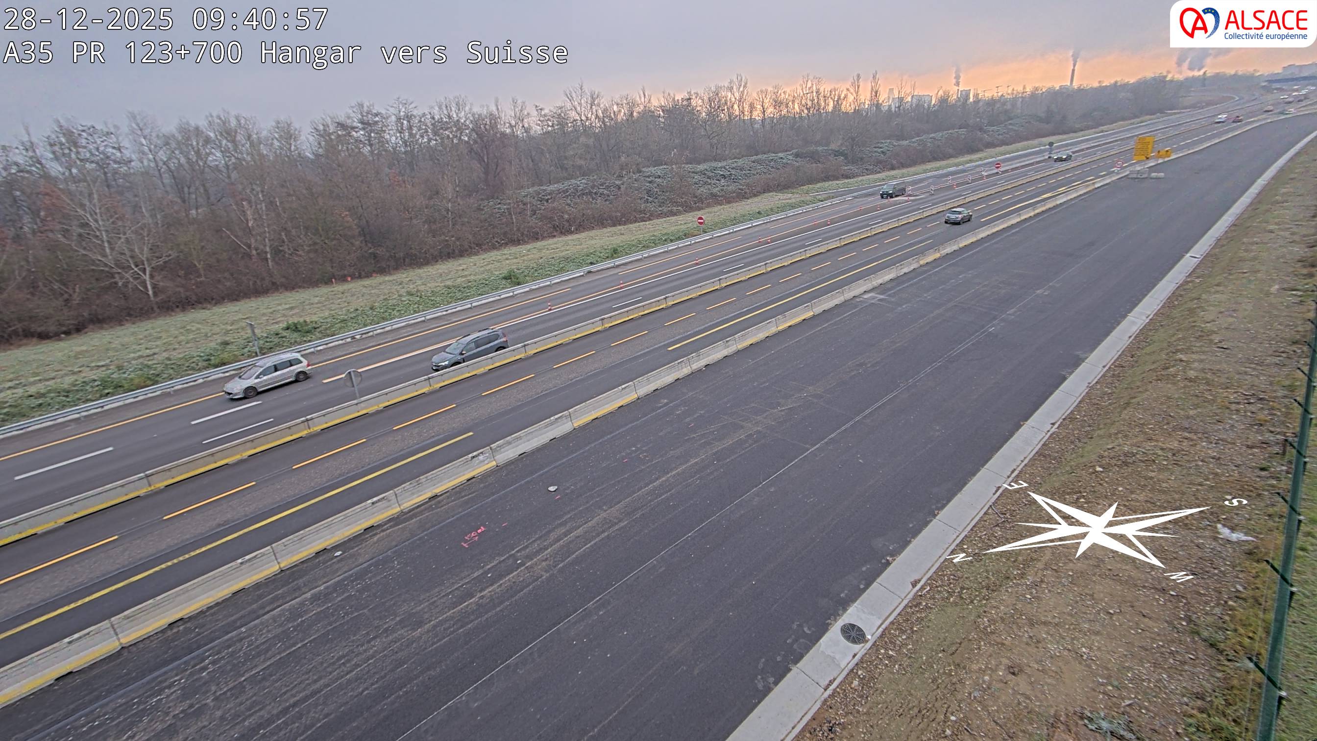 <h2>Caméra autoroute France - A35, Saint-Louis direction Mulhouse, à hauteur de la sortie 37</h2>